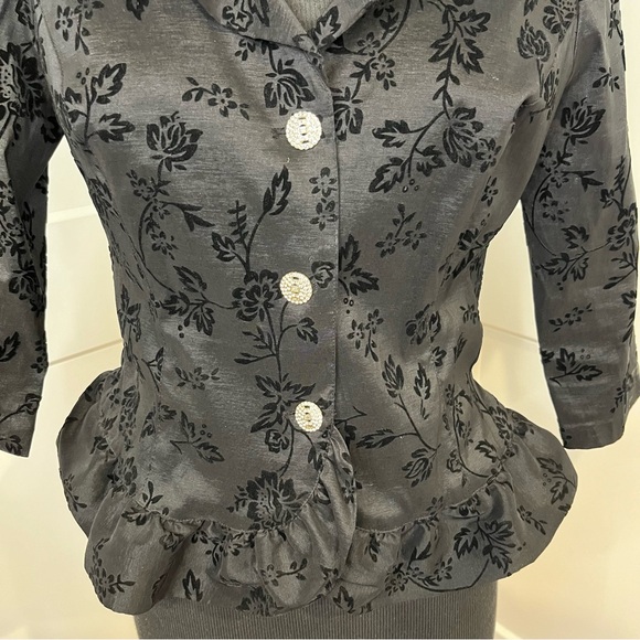 Jackie Jon NY Blk Evening Jacket Floral Embossed Velvet Lined Sz 6P - Picture 2 of 6
